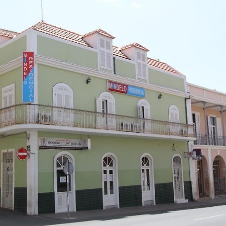Mindelo Residencial Bed & Breakfast Bagian luar foto