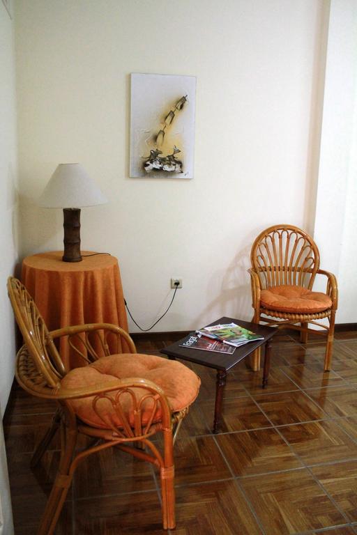 Mindelo Residencial Bed & Breakfast Bagian luar foto