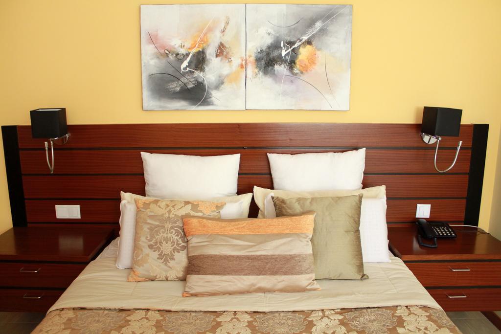 Mindelo Residencial Bed & Breakfast Ruang foto