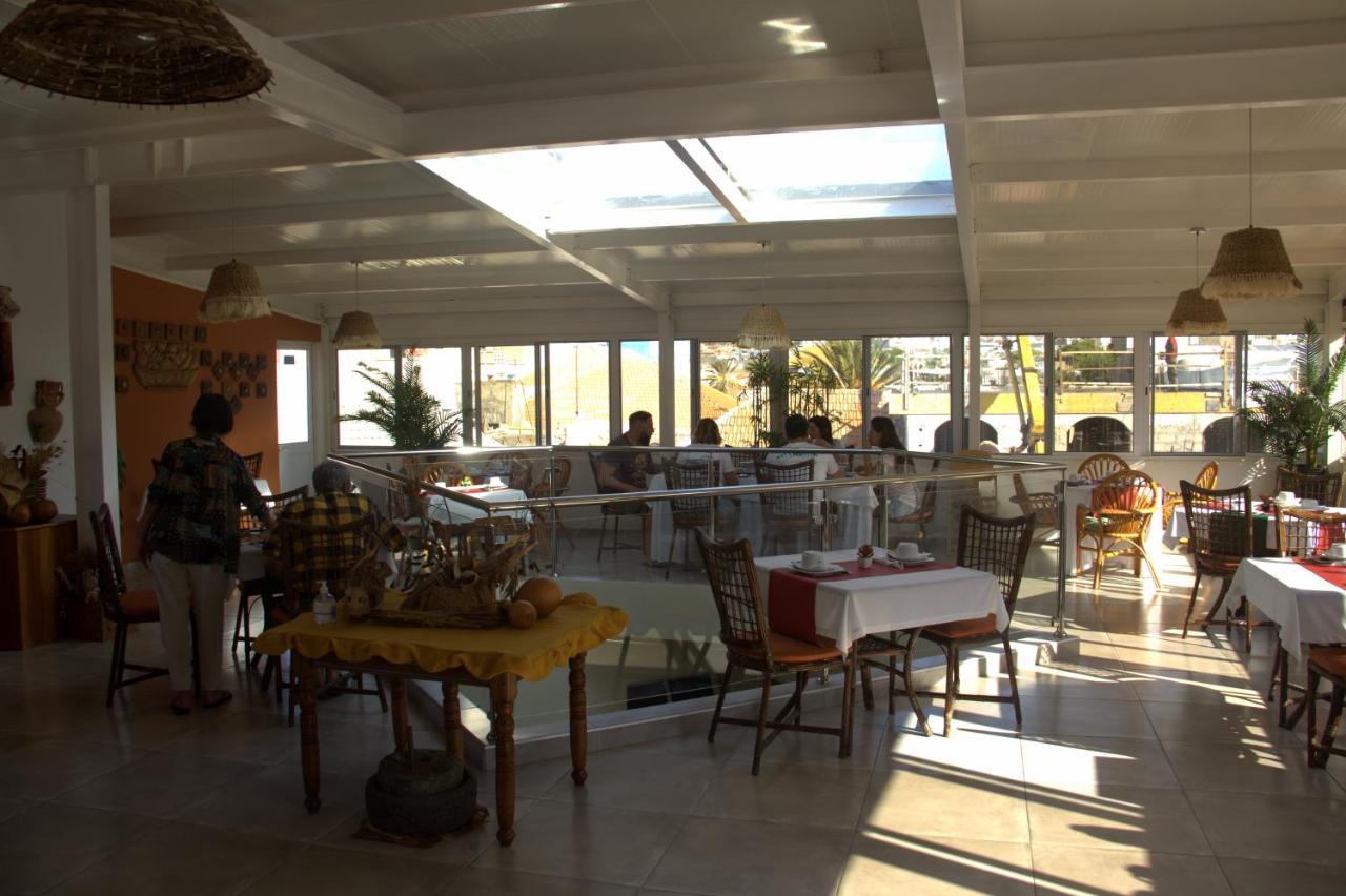 Mindelo Residencial Bed & Breakfast Bagian luar foto