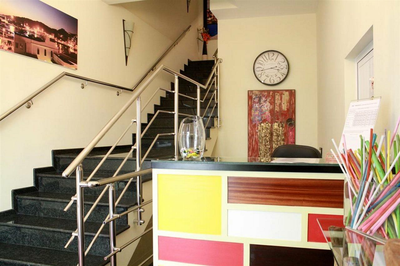 Mindelo Residencial Bed & Breakfast Bagian luar foto